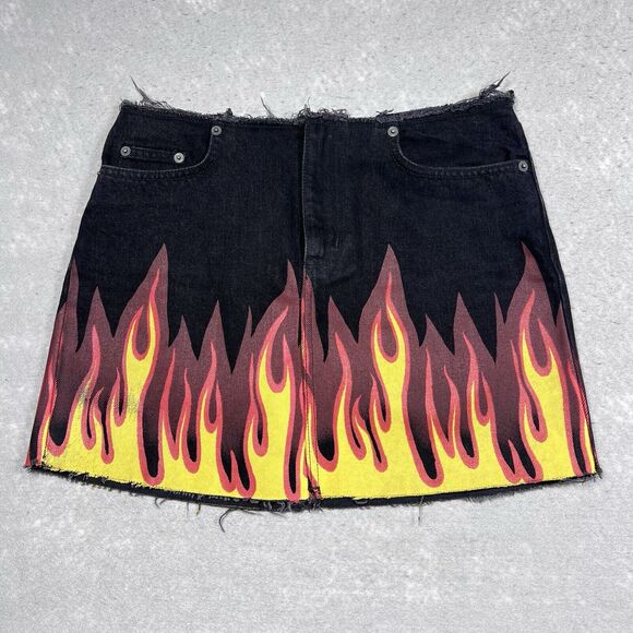 Carmar Skirt Womens Size 27 Black Denim Flame Skirt Pockets Length 14” VTG Y2K - Picture 1 of 13